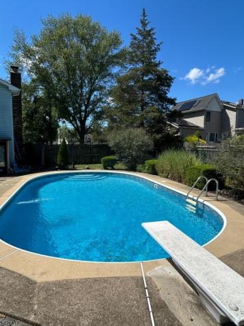 32 Brunswick Drive Howell NJ 07731