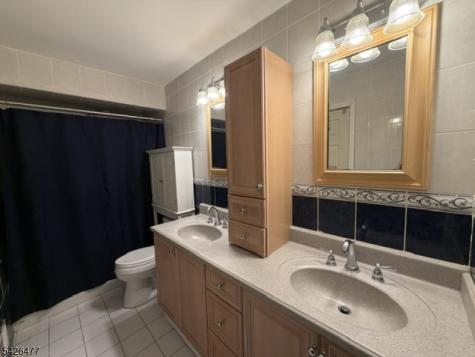 32 Brunswick Drive Howell NJ 07731