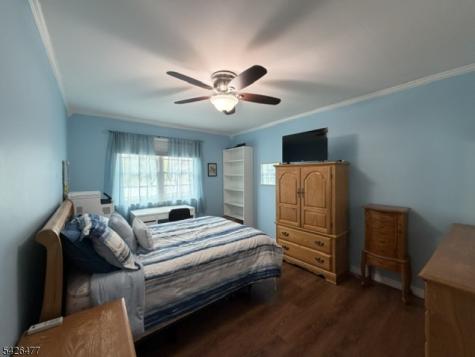 32 Brunswick Drive Howell NJ 07731
