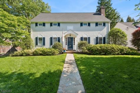 18 Colony Drive Summit NJ 07901