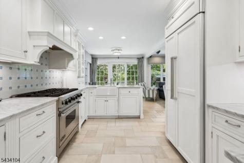 18 Colony Drive Summit NJ 07901