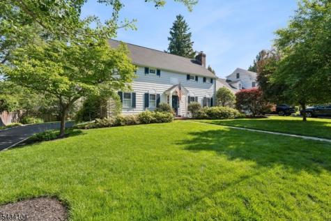 18 Colony Drive Summit NJ 07901