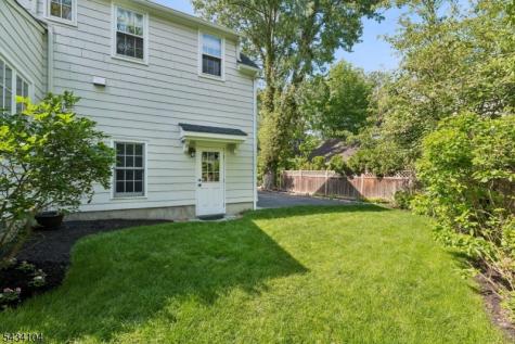 18 Colony Drive Summit NJ 07901