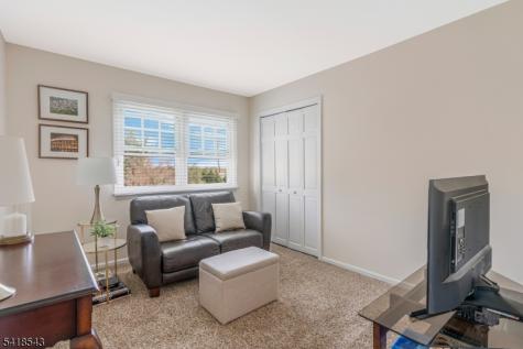 8 Beechwood Road Bernards NJ 07920