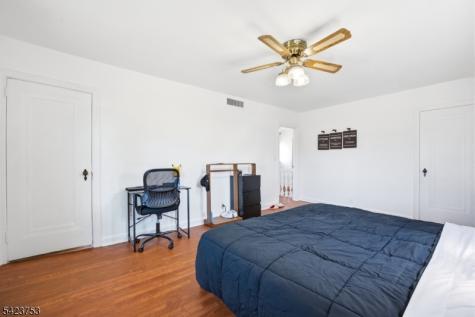 1296 Magie Avenue Elizabeth NJ 07208