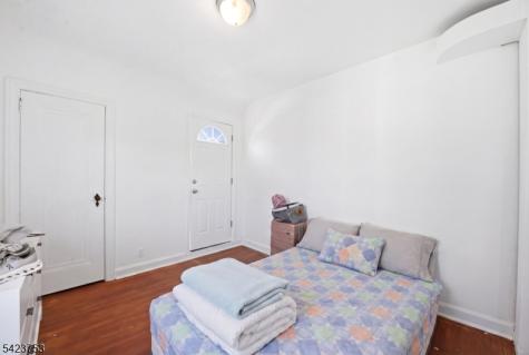 1296 Magie Avenue Elizabeth NJ 07208