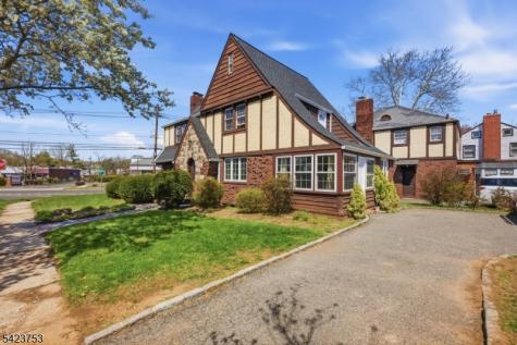 1296 Magie Avenue Elizabeth NJ 07208