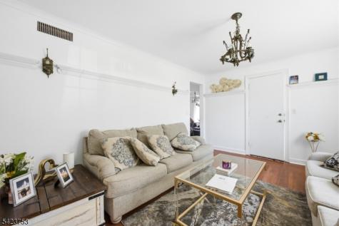 1296 Magie Avenue Elizabeth NJ 07208