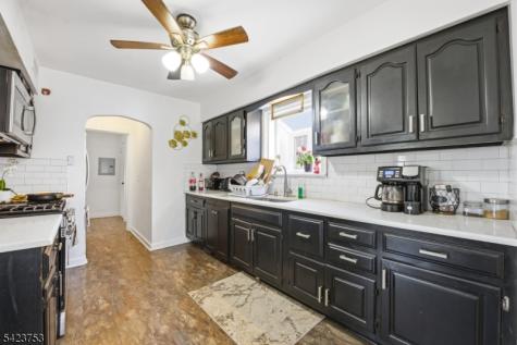 1296 Magie Avenue Elizabeth NJ 07208