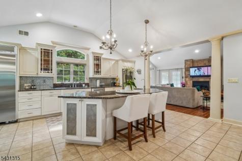2 Briarwood Drive Millburn NJ 07078