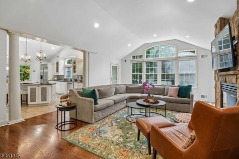 2 Briarwood Drive Millburn NJ 07078