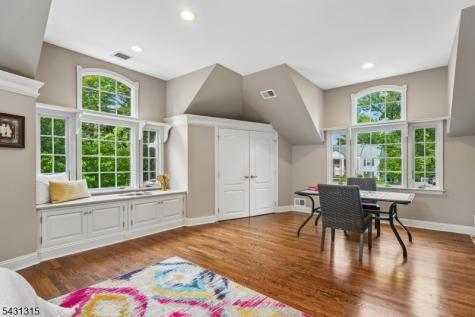 2 Briarwood Drive Millburn NJ 07078