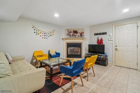 2 Briarwood Drive Millburn NJ 07078
