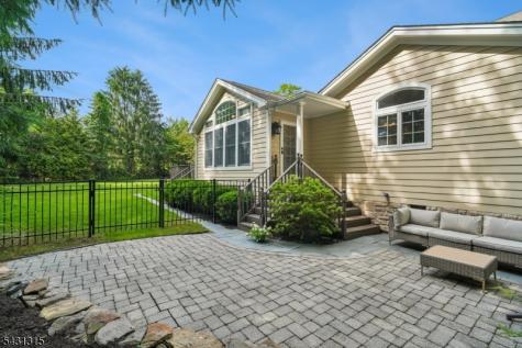 2 Briarwood Drive Millburn NJ 07078