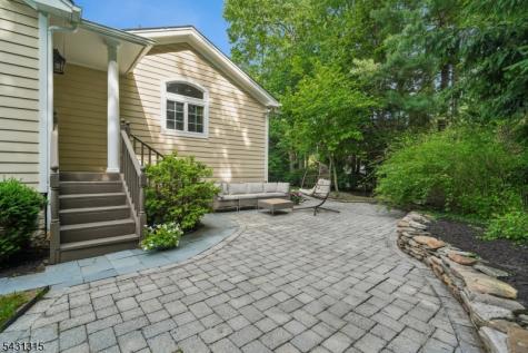 2 Briarwood Drive Millburn NJ 07078