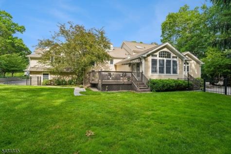 2 Briarwood Drive Millburn NJ 07078