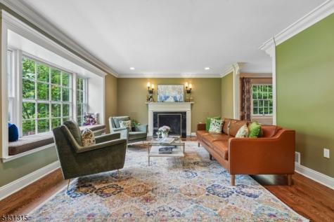 2 Briarwood Drive Millburn NJ 07078