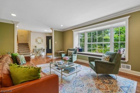 2 Briarwood Drive Millburn NJ 07078