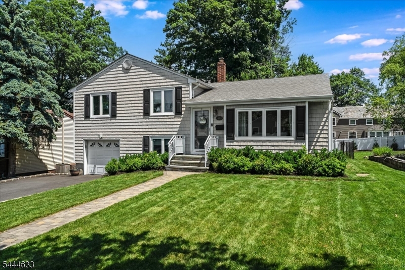 48 Woodland Avenue Verona NJ 07044