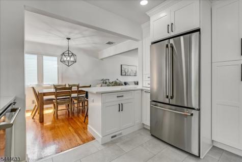 48 Woodland Avenue Verona NJ 07044