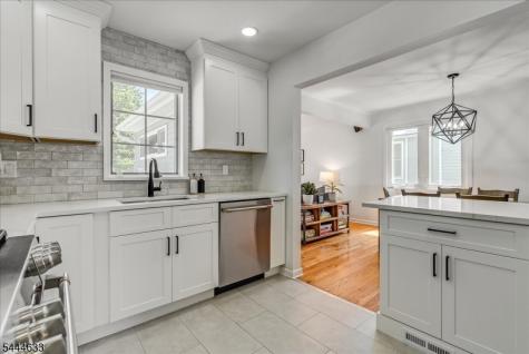 48 Woodland Avenue Verona NJ 07044