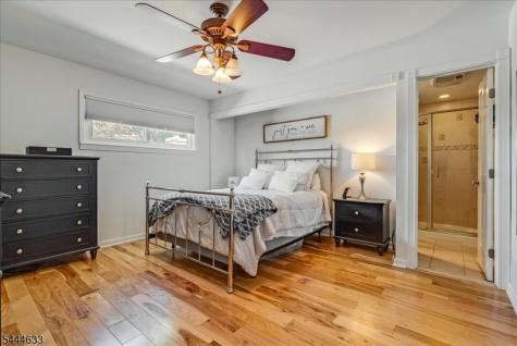 48 Woodland Avenue Verona NJ 07044