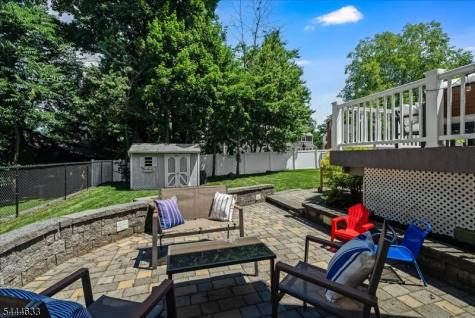 48 Woodland Avenue Verona NJ 07044
