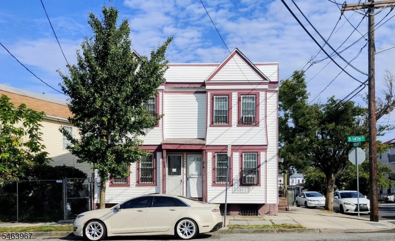 722 S 14th Street Newark NJ 07103