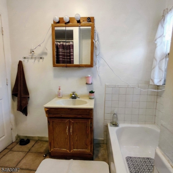 722 S 14th Street Newark NJ 07103