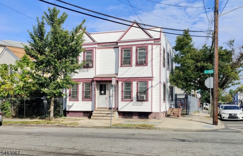 722 S 14th Street Newark NJ 07103