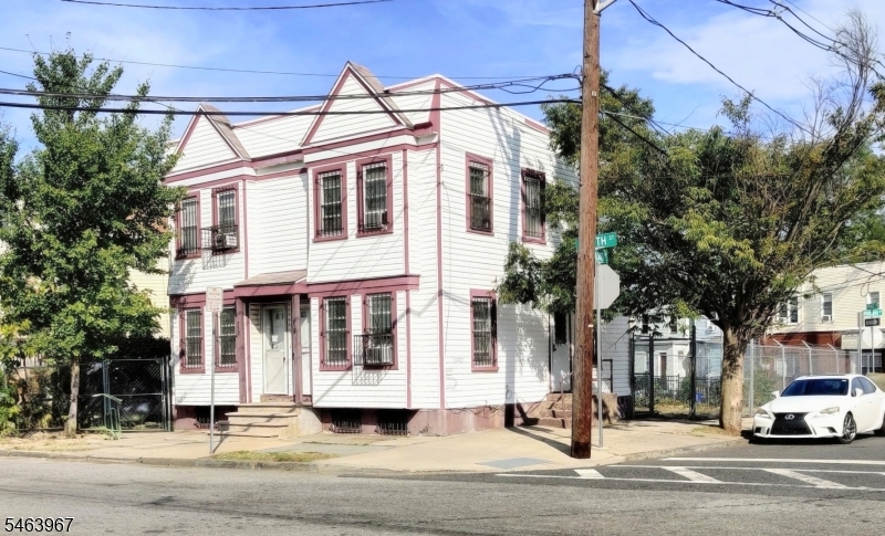 722 S 14th Street Newark NJ 07103