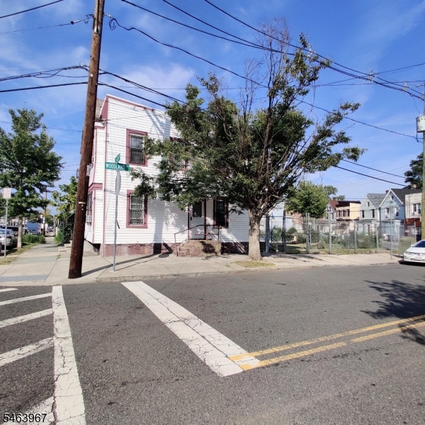 722 S 14th Street Newark NJ 07103