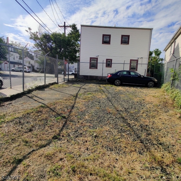 722 S 14th Street Newark NJ 07103