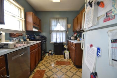 74 Cathedral Avenue Clifton NJ 07014