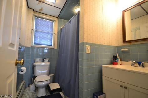 74 Cathedral Avenue Clifton NJ 07014