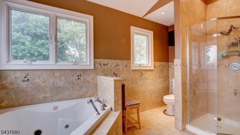39 Joyce Place Sayreville NJ 08859