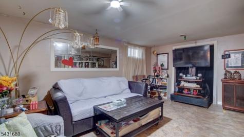 39 Joyce Place Sayreville NJ 08859