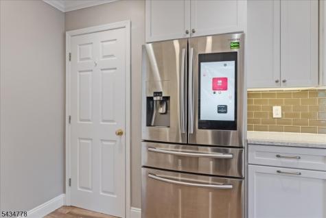 6 Crestwood Circle Mount Olive NJ 07828