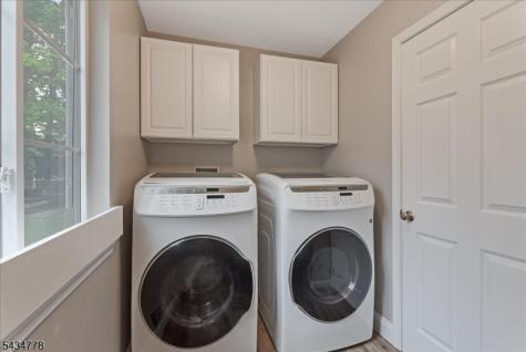 6 Crestwood Circle Mount Olive NJ 07828