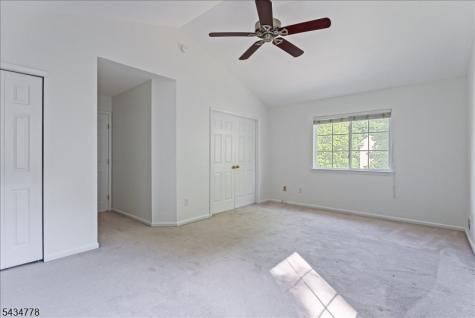 6 Crestwood Circle Mount Olive NJ 07828