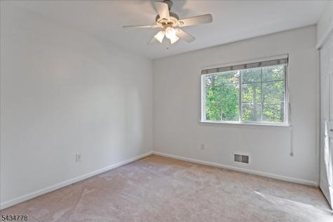 6 Crestwood Circle Mount Olive NJ 07828