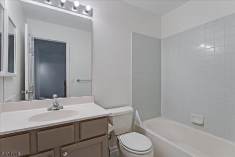 6 Crestwood Circle Mount Olive NJ 07828