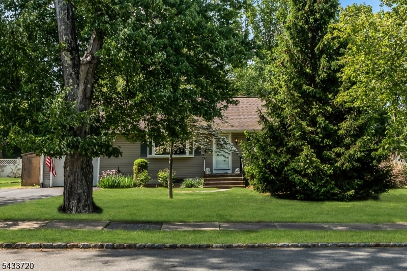 79 Dean Road Mendham NJ 07945