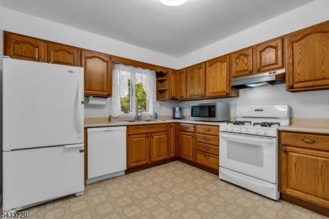 79 Dean Road Mendham NJ 07945