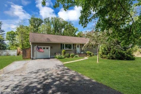 79 Dean Road Mendham NJ 07945