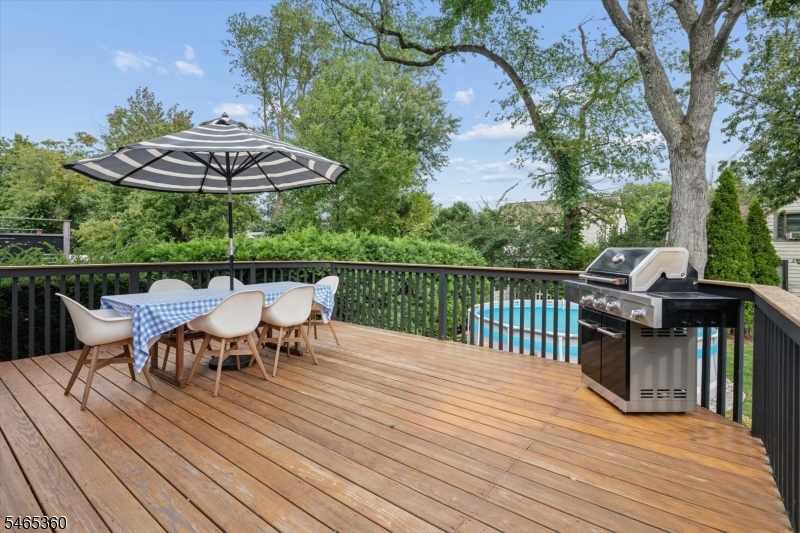 191 Stonehouse Road Bloomfield NJ 07003