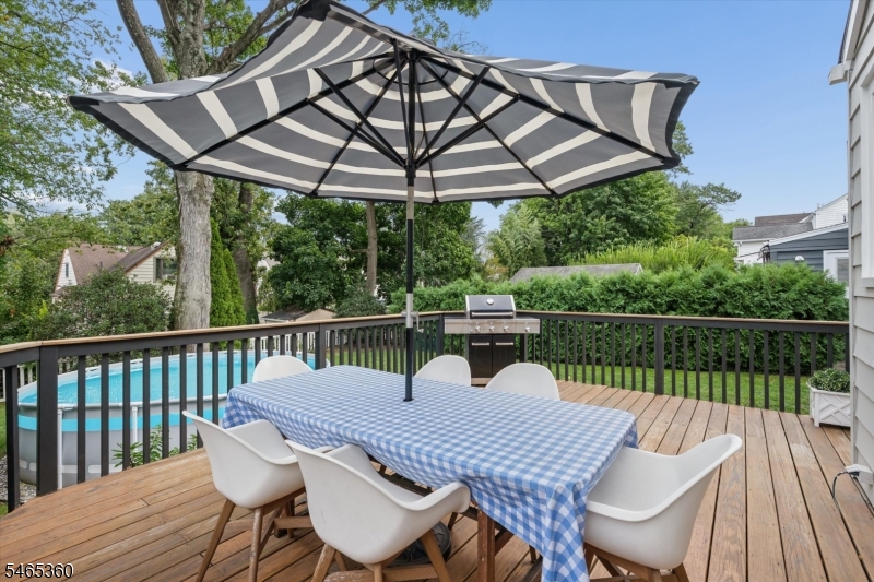 191 Stonehouse Road Bloomfield NJ 07003