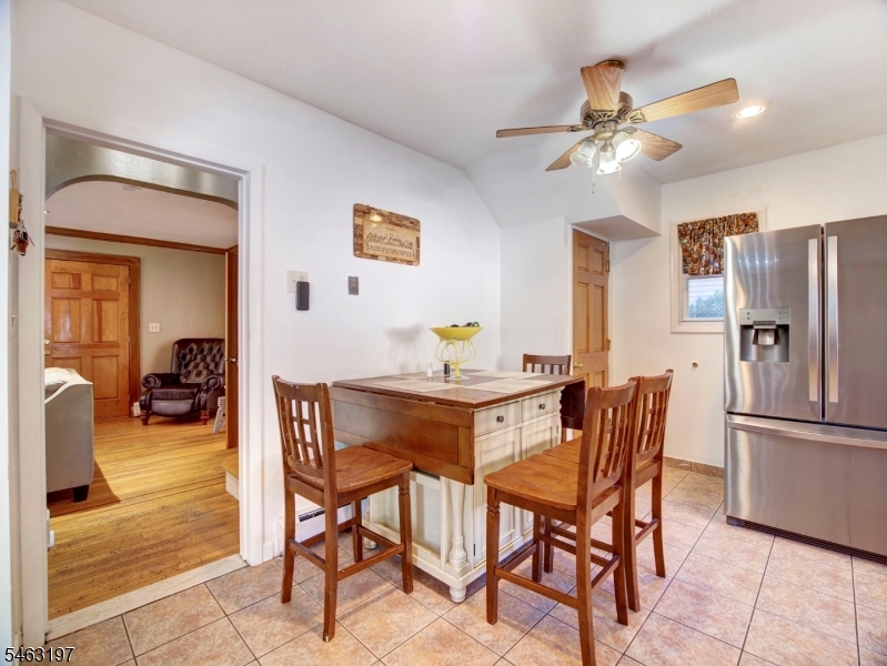156 Hillside Road Elizabeth NJ 07208