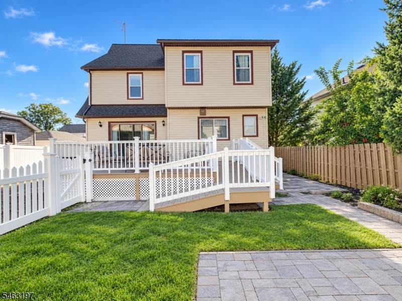 156 Hillside Road Elizabeth NJ 07208