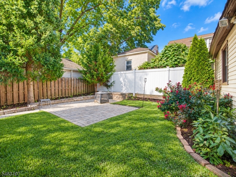 156 Hillside Road Elizabeth NJ 07208